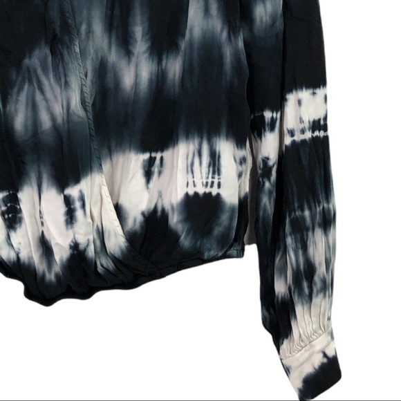 Young Fabulous & Broke - Tie Dye Surplice Blouse - S - Picture 4 of 8